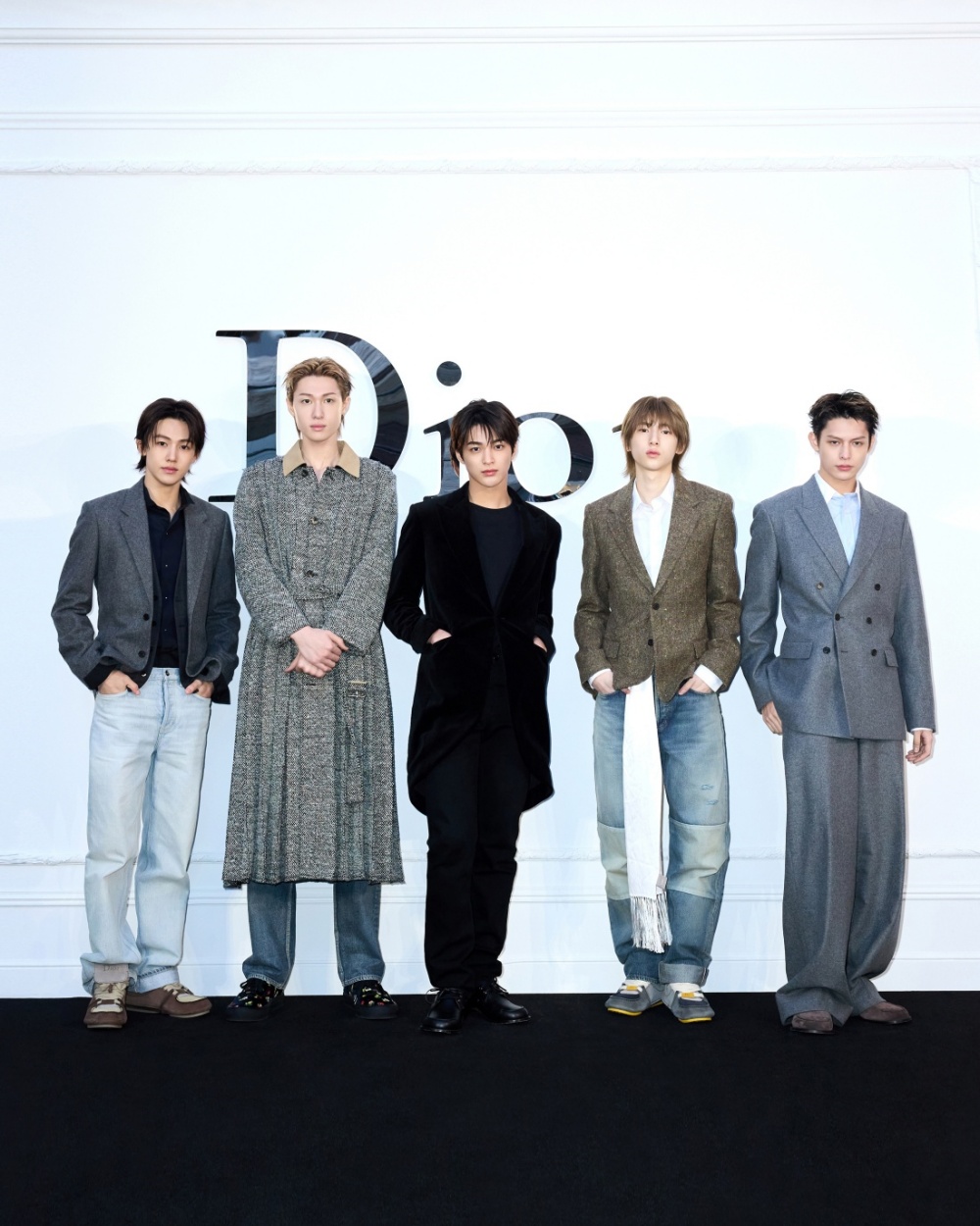 디올, 조나단 앤더슨 첫 컬렉션 기념 앰배서더 총출동 27-Image